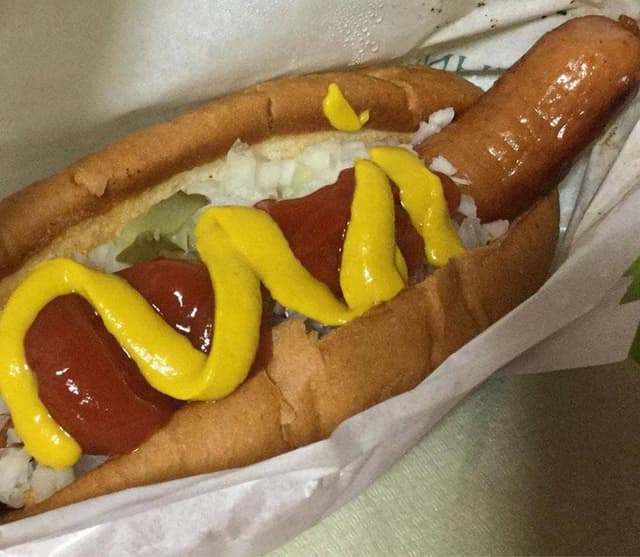 フレッシュネスバーガー グランエミオ大泉学園店 - サブ画像1