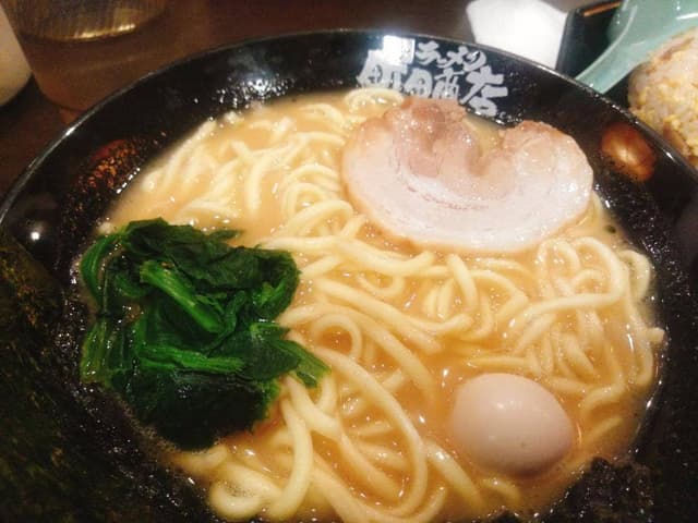 横浜家系ラーメン 町田商店 城山店 - サブ画像2