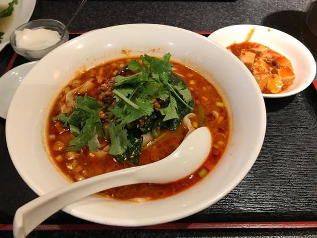鴻福餃子酒場 鶯谷店 - サブ画像2
