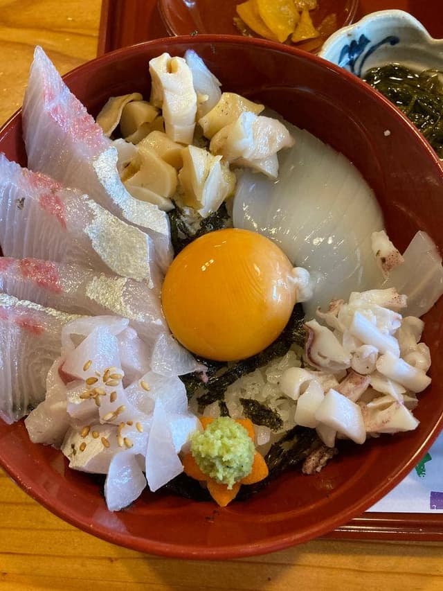 つるや食堂 - サブ画像1