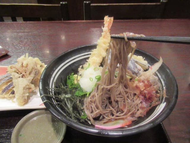 自家製麺 杵屋 京橋ツイン21店 - サブ画像1