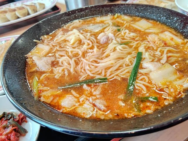餃子の王将 四日市緑地店 - サブ画像1