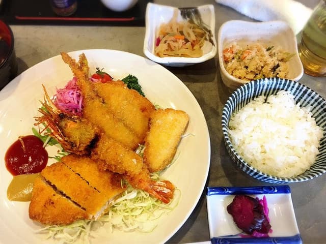旬菜居酒屋こぶし - サブ画像1