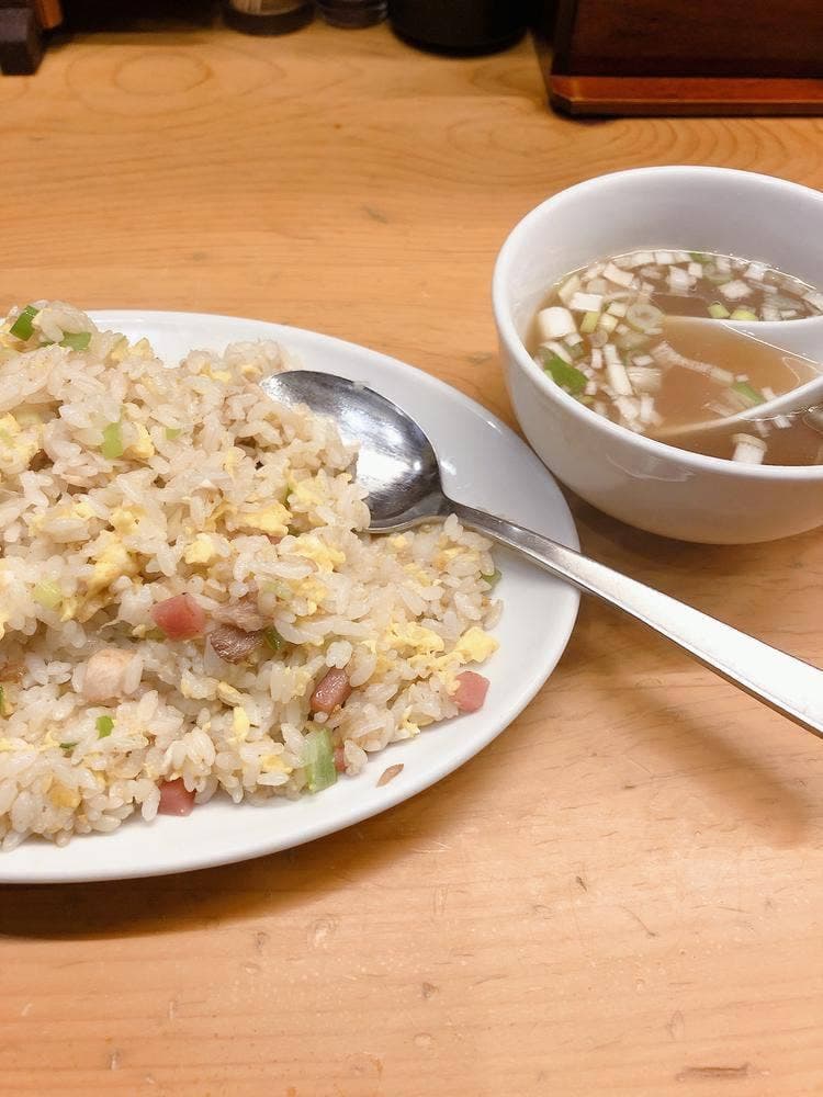 酒巴 菜華