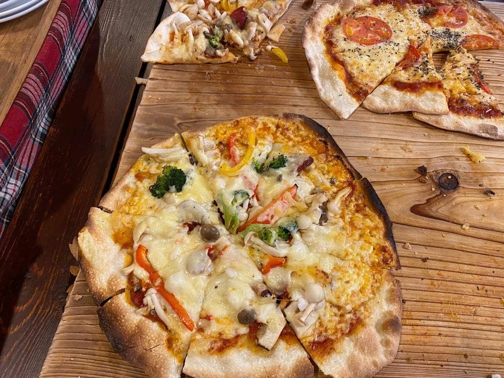 石窯ピザ Ortolana