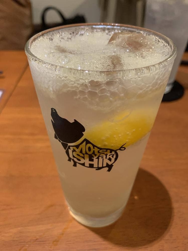 もつ焼き いしん 大袋店