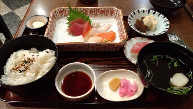 廣寿司本店 メイチカ店 - サブ画像2