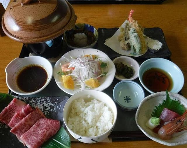 お食事処 湯の花茶屋 新左衛門の湯 - サブ画像1