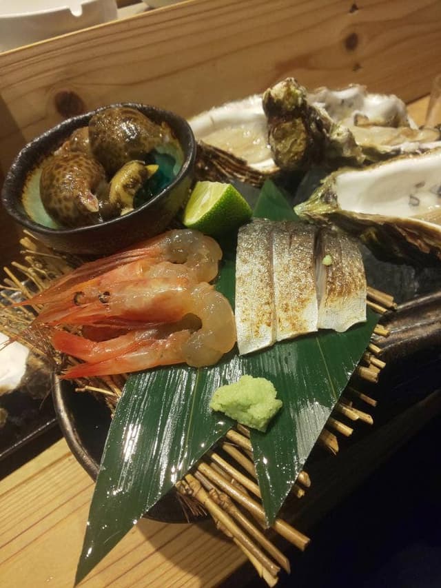 富山の地酒と肴 呑蔵 - サブ画像3