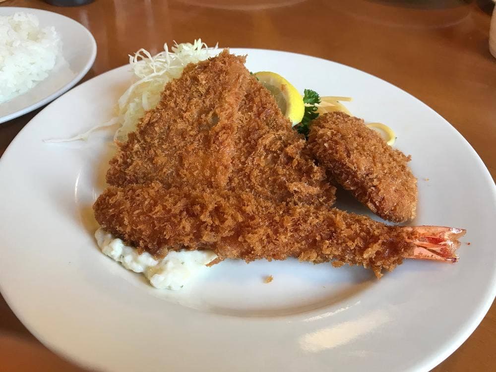 レストラン ア・レ・エズ