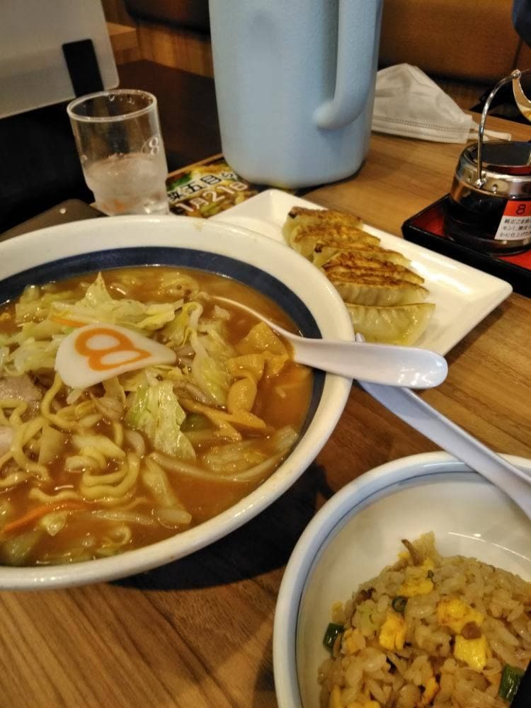 8番らーめん 勝山店