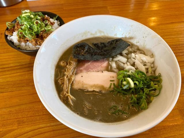 麺屋 鳳 - サブ画像1