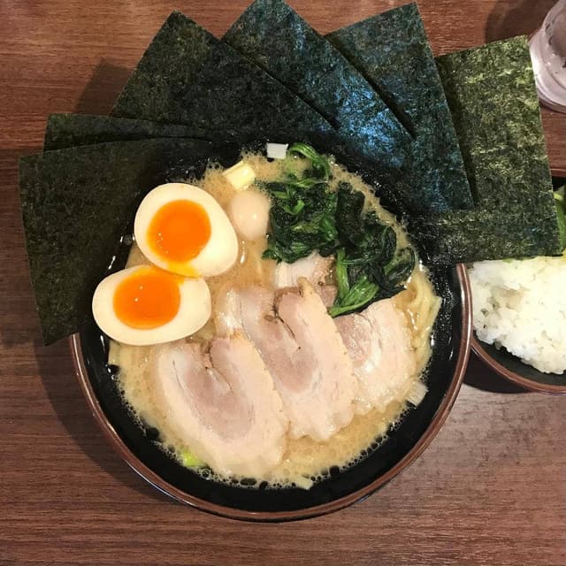 横浜家系ラーメン 極味家 北浦和駅前店 - サブ画像3