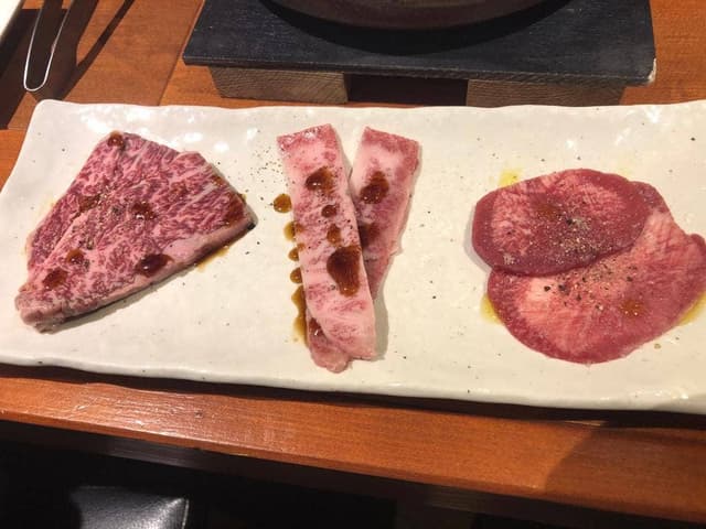よねきち 七輪焼 焼肉＆ホルモン - サブ画像2