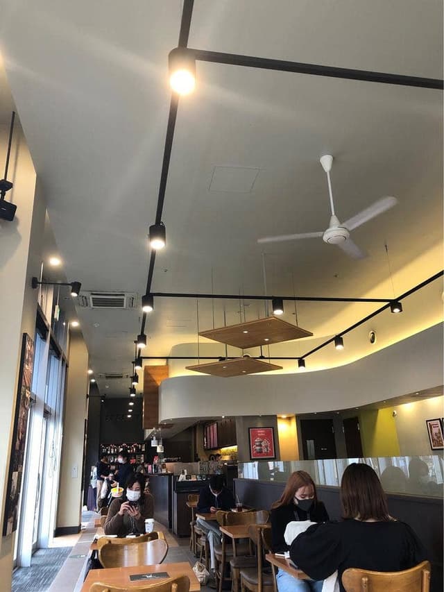スターバックス コーヒー おのだサンパーク店 - サブ画像3