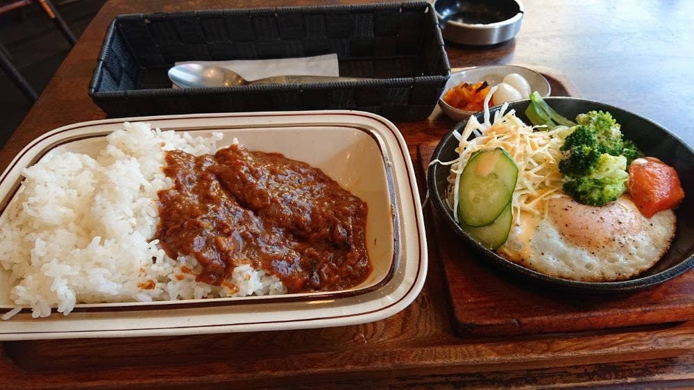 アンドトロア