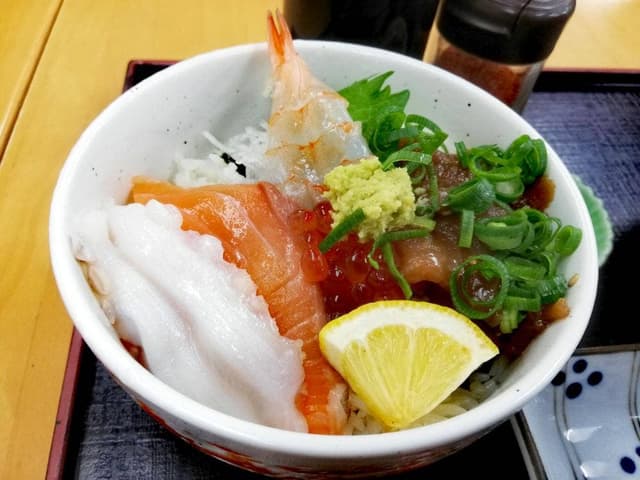 海鮮専門店 海の幸 佐波川SA上り - サブ画像1