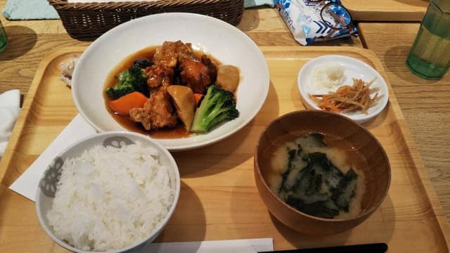 おぼんdeごはん 海老名食堂 - サブ画像1