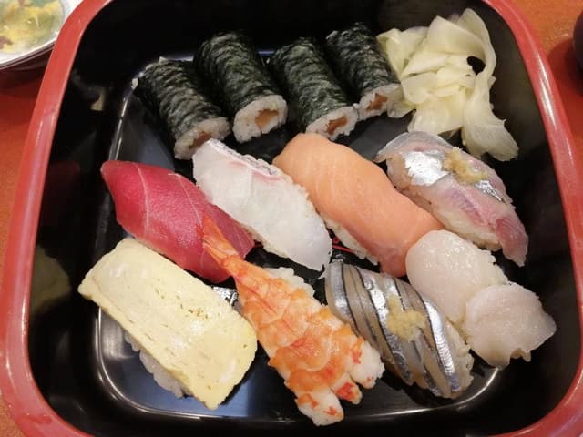 八千代鮨 - サブ画像3