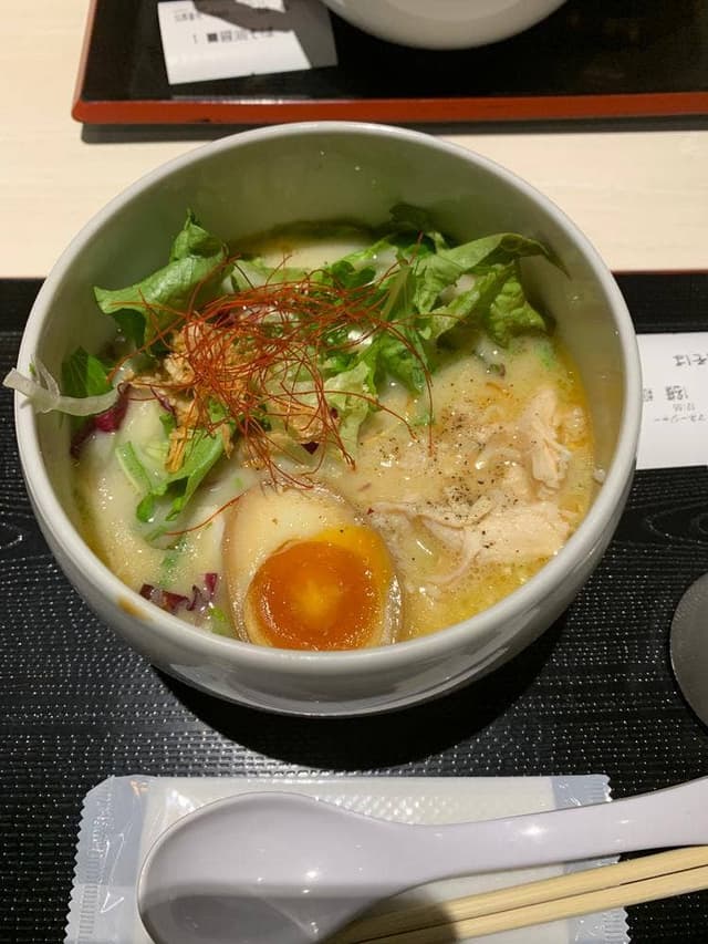 鶏白湯らーめん 自由が丘 蔭山 プライムツリー赤池店 - サブ画像3