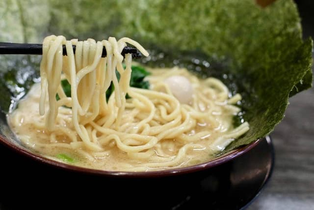 横浜家系ラーメン 金山家 植田店 - サブ画像2