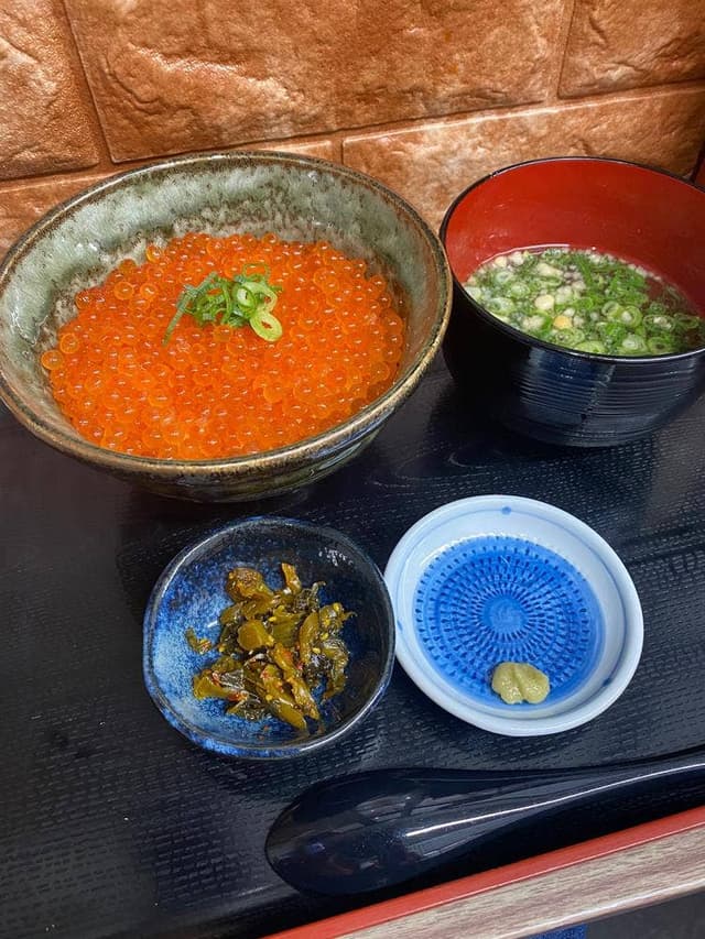 いくら家丼 - サブ画像2