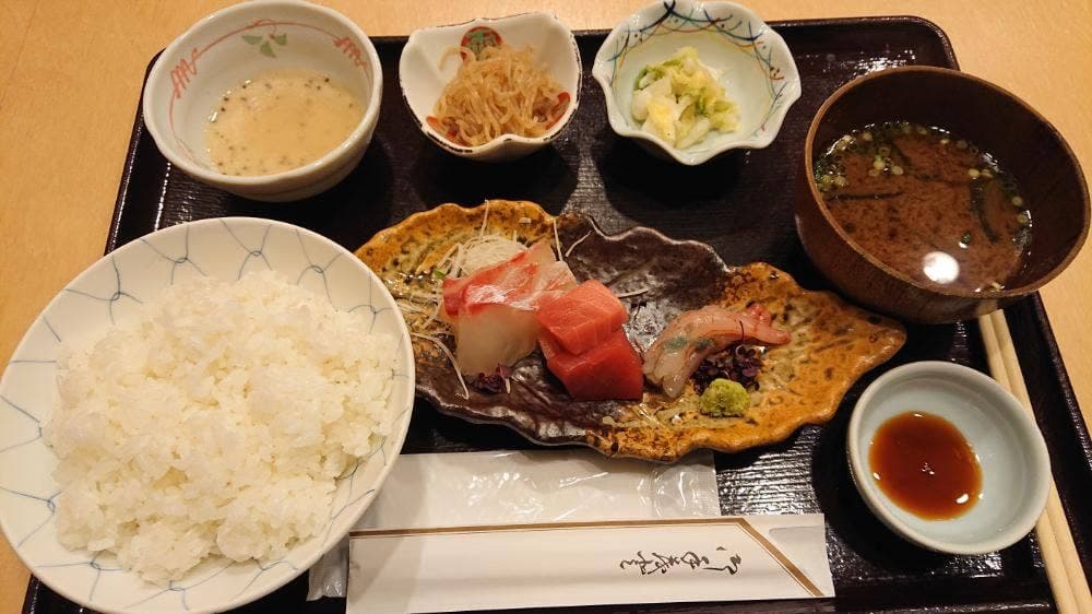 日本料理 花家