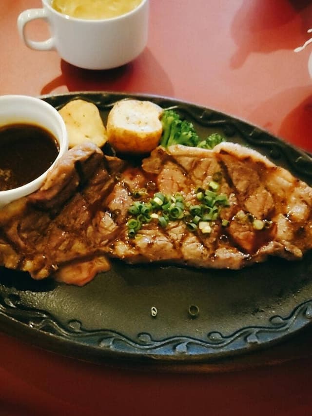 西洋料理屋 ダンスィングドール 万代シルバーホテル - サブ画像1