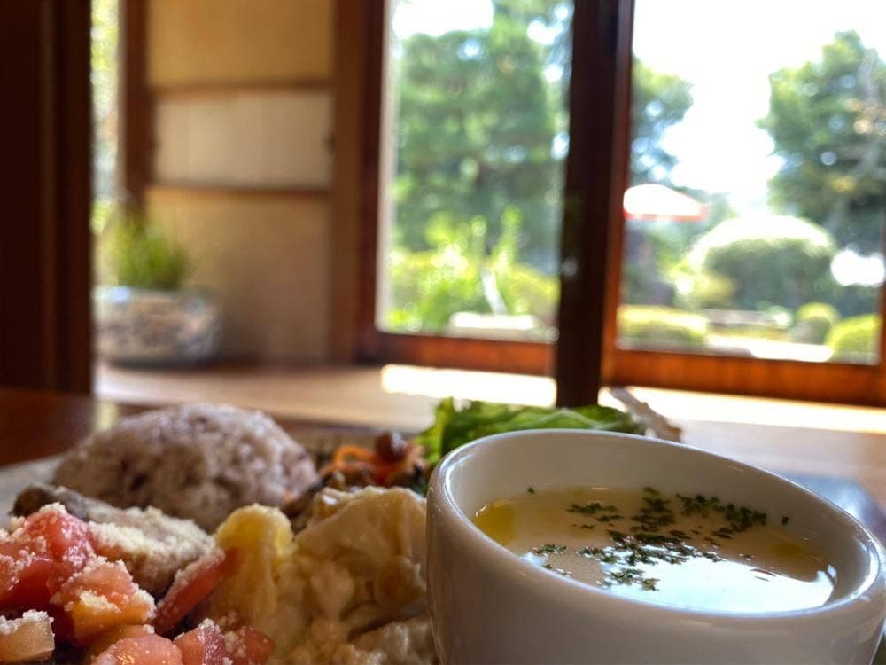 庭園カフェ 畔亭