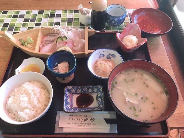ドライブイン 潮騒 - サブ画像2