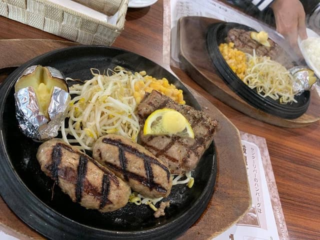 センターリバー浜線店 - サブ画像1