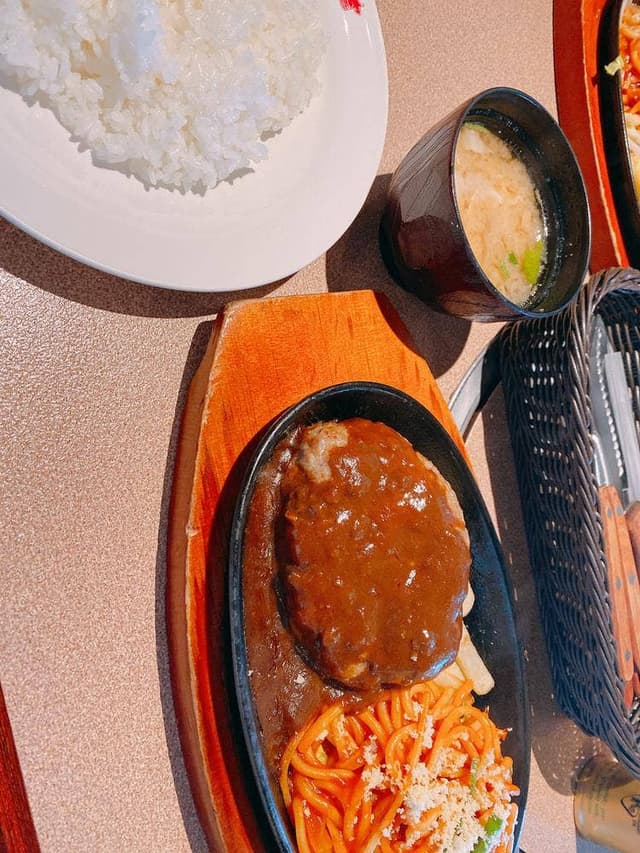 肉の万世 北浦和店 - サブ画像1