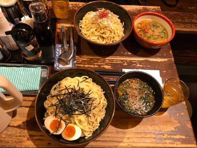 つけ麺 らぁ麺 油そば 六朗 - サブ画像3