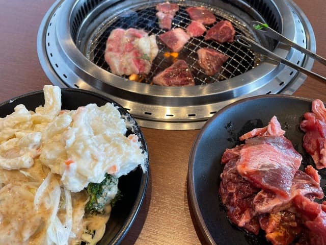 YAKINIKU BUFFET 左近 りんくうシークル店 - サブ画像3