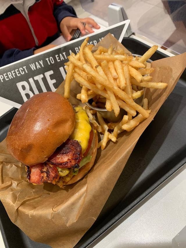 J.S. BURGERS CAFE ららぽーと立川立飛店 - サブ画像3