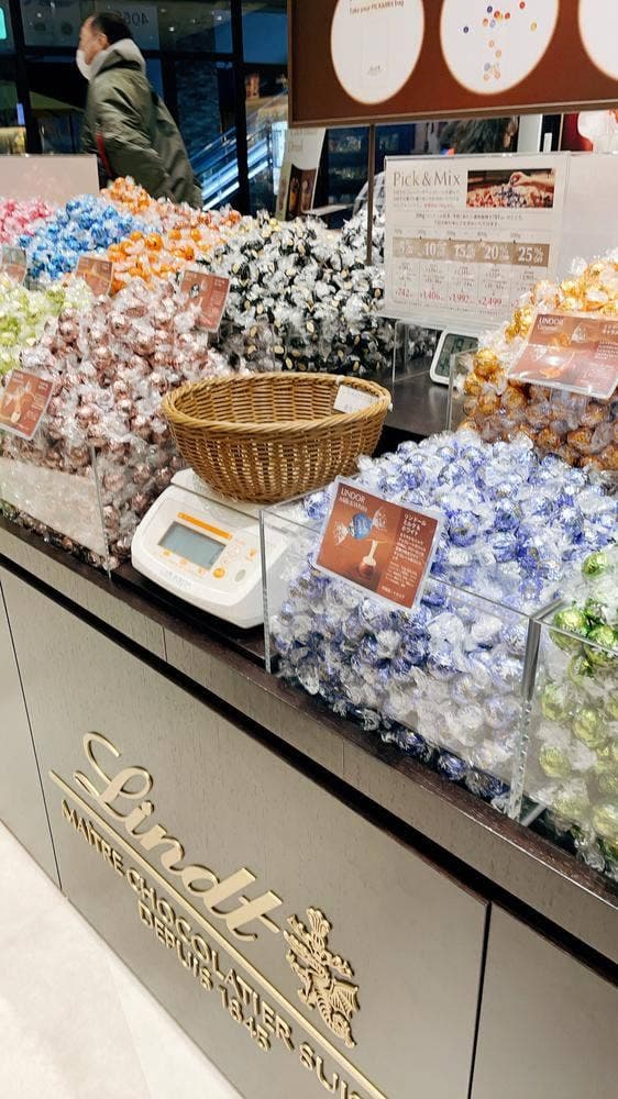 Lindt Chocolat Cafe 御殿場プレミアム・アウトレット店 - サブ画像1