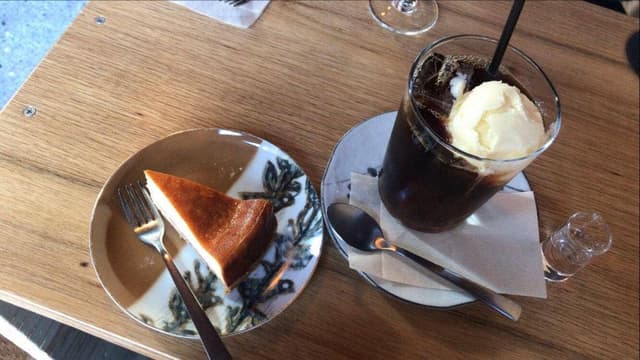 エジソン休憩所 - サブ画像1