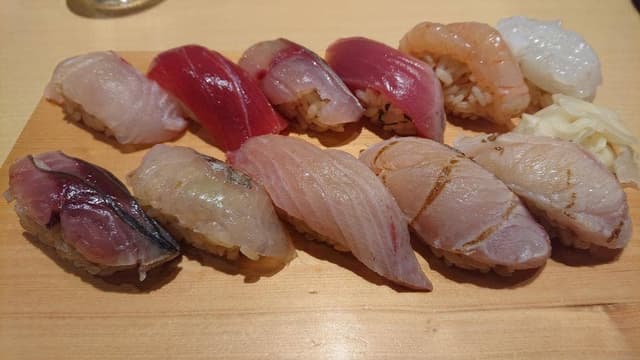 鮨 歴々 近江町店 - サブ画像1