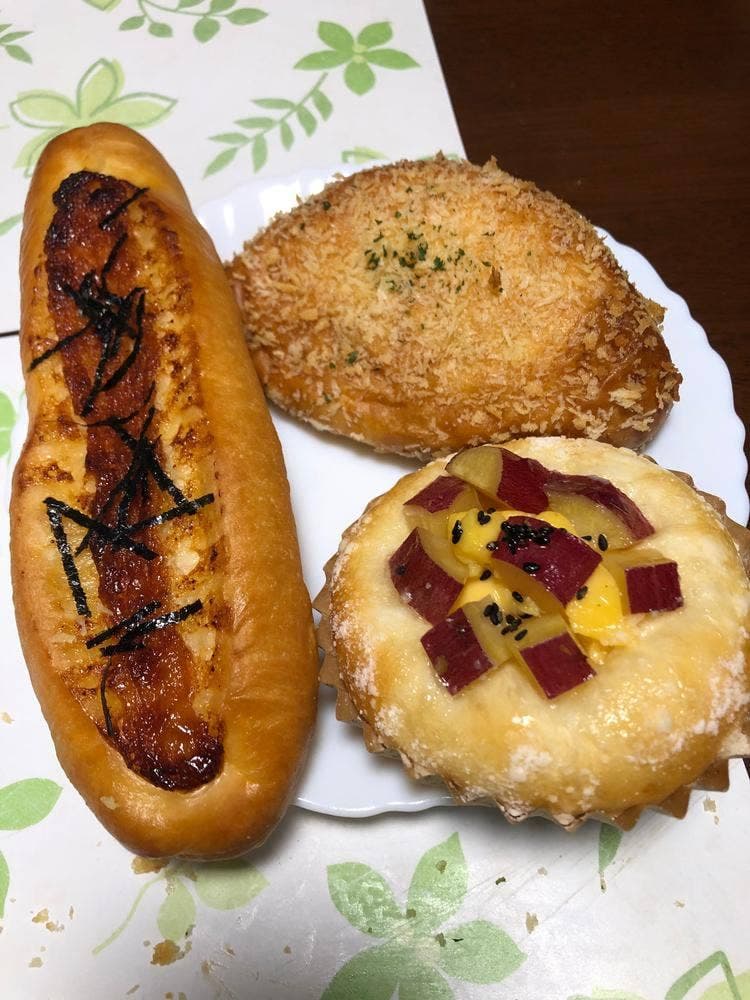ベーカリー タローパン