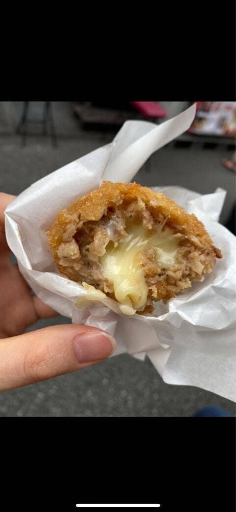 浅草コロッケ くろげ 浅草雷門店 - サブ画像1