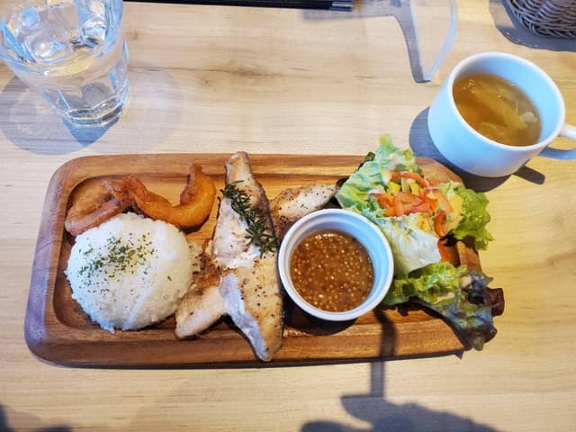 BEACH CAFE kamogawa - サブ画像1