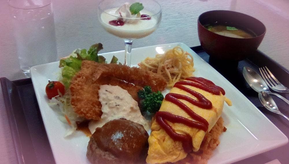 ピュアフル 松山勤労会館 レストランKEYAKI
