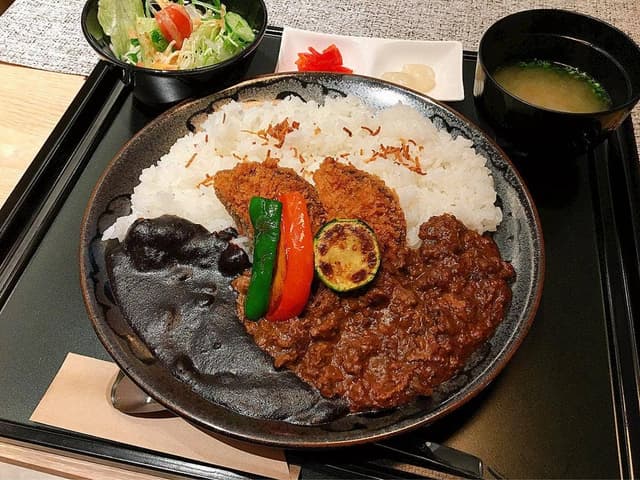 ステーキ&焼肉 齋藤牧場 アミュプラザみやざき店 - サブ画像1