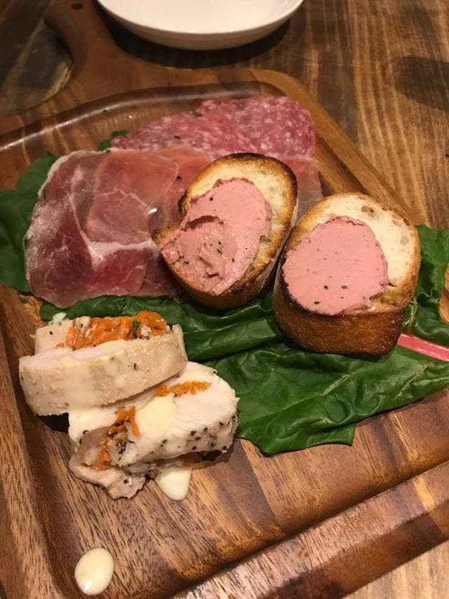 お肉と野菜の関内バル 333 - サブ画像1