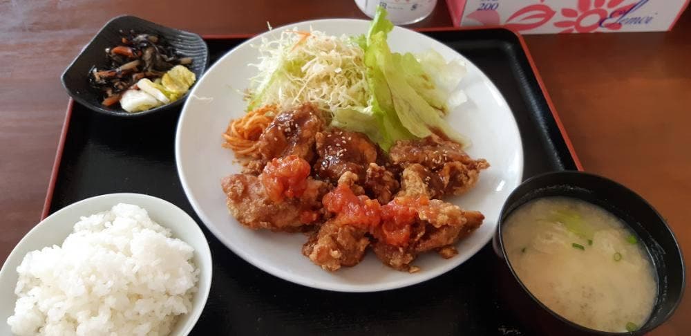 定食屋 てるてるぼうず