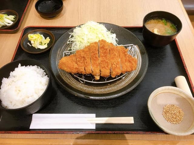手打ちとんかつ かつ屋 アクア21店 - サブ画像3