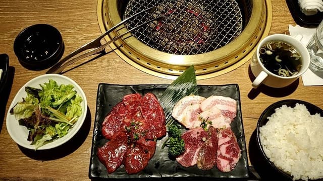 焼肉 新羅 浦安店 - サブ画像3