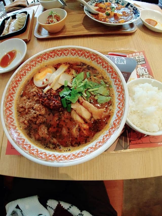 紅虎餃子房 イオンモール各務原店 - サブ画像1