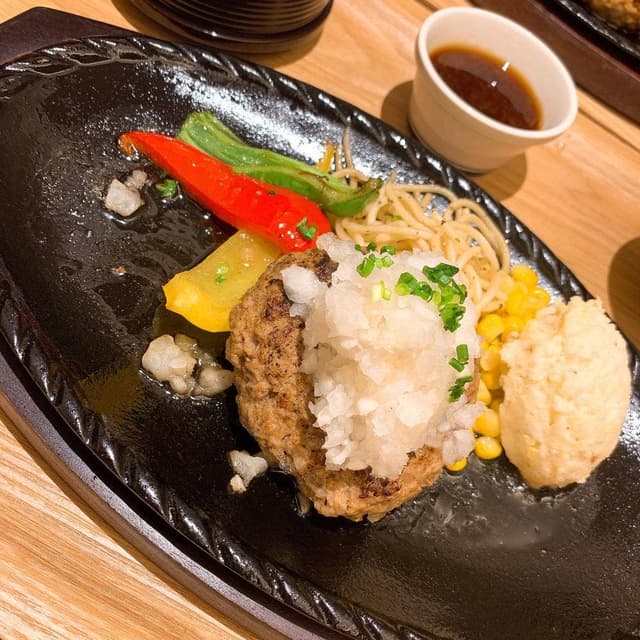 ハンバーグとローストビーフ丼 YOSHIMI - サブ画像3