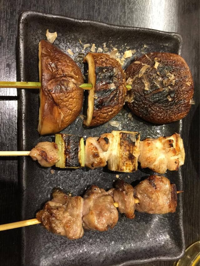 炭火焼鳥 鳥心 - サブ画像1